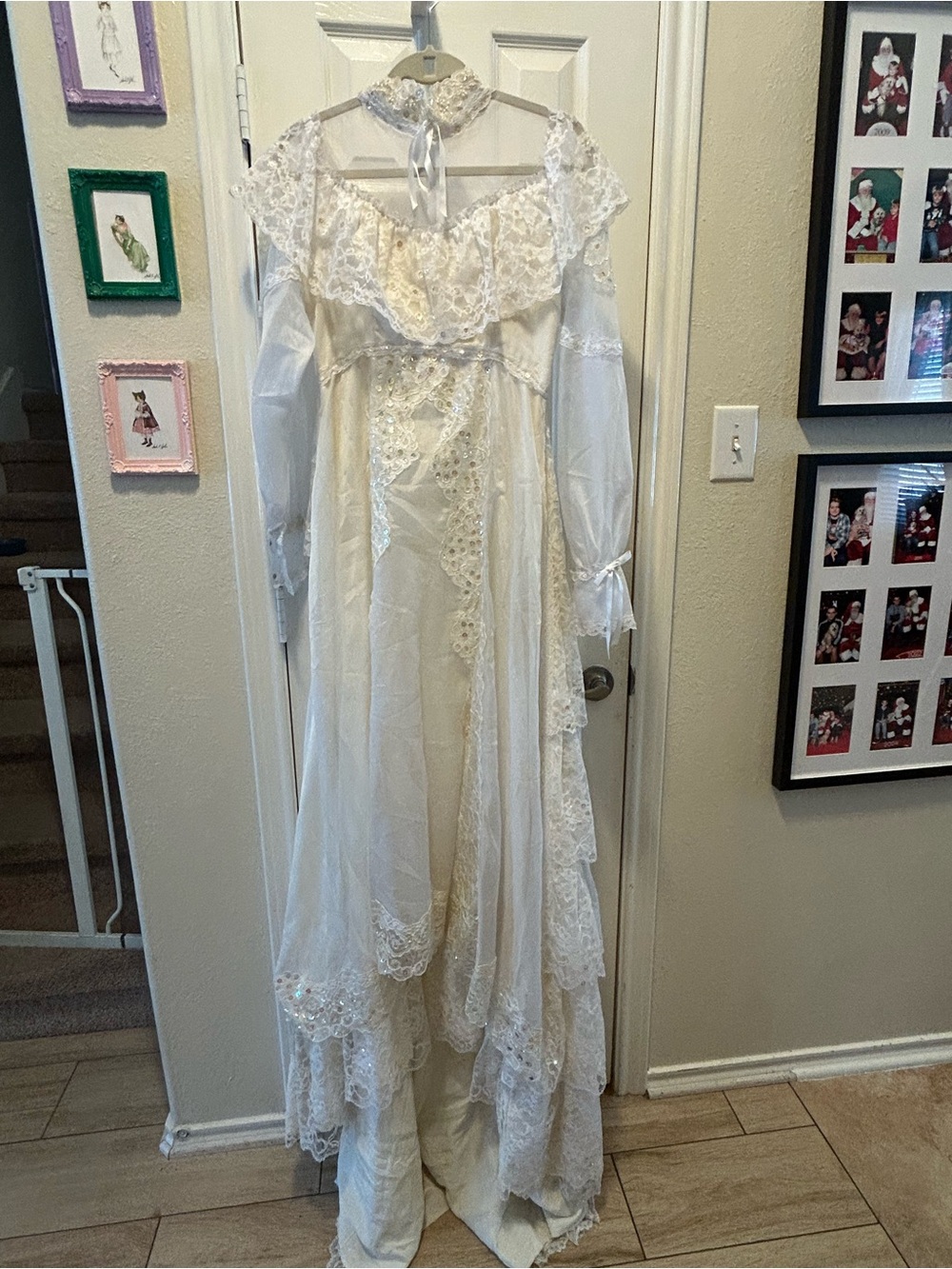 Vintage White Lace Wedding Dress with Ruffle Detailing
